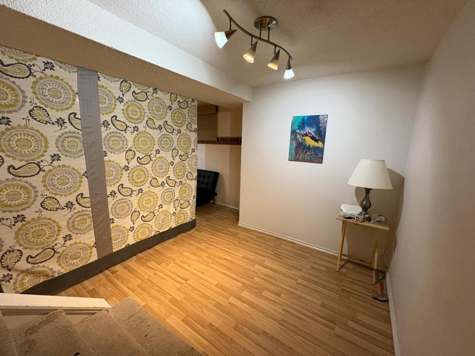 Homestay In Vancouver In Open Living Room- Comfortable & Beautiful Bed ภายนอก รูปภาพ